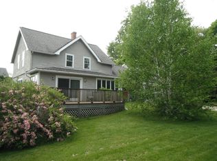 745 Pearse Rd, Swansea, MA 02777