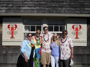 1617 Beach Dr, Seaside, OR 97138