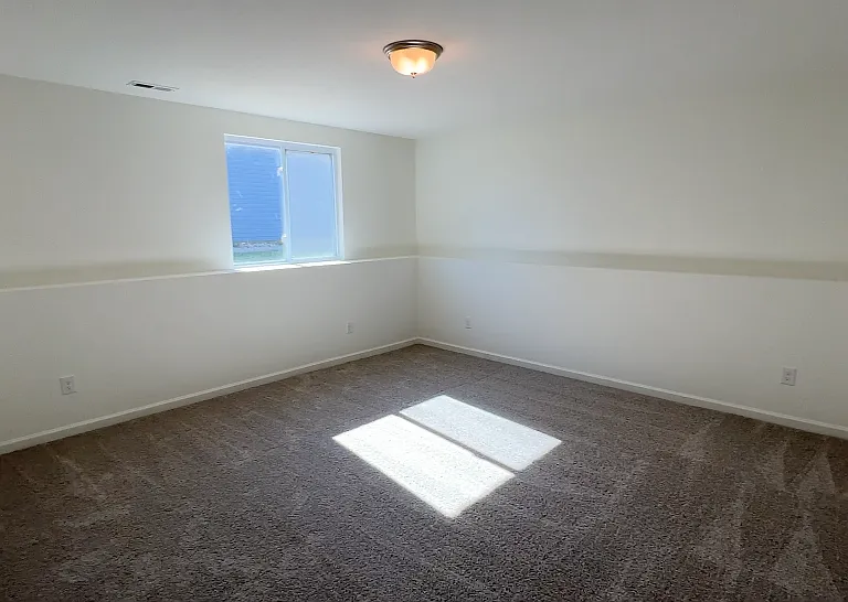150 Mayfield Dr — Photo 20