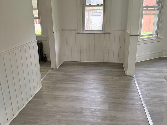 3rd image of 26 Huntington St #2