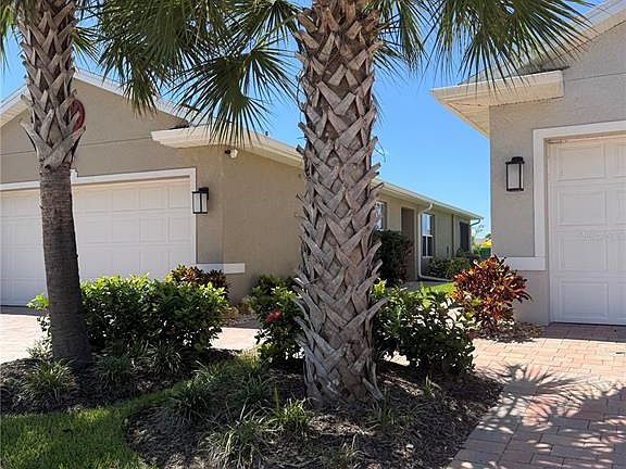 3rd image of 16058 BRIDLE RIDGE STREET