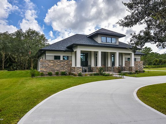 3rd image of 2015 W Spruce Creek Circle