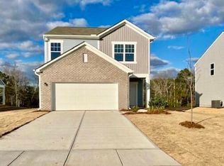 277 Logan Creek Dr, Zebulon, NC 27597