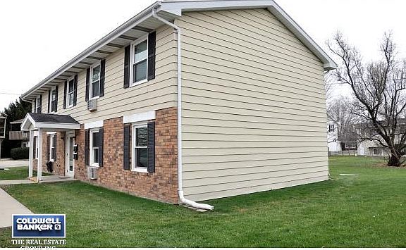 2nd image of 208 Clairmont Ct