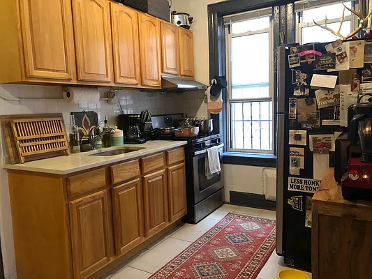 Rented by In Haus LLC | media 15