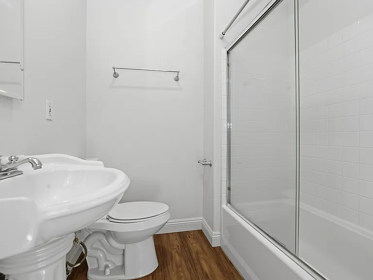 3981 Larchwood Pl — Photo 8