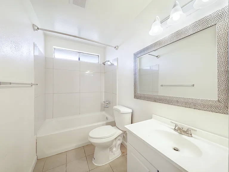 1236 Jeffrey St #2 — Photo 10
