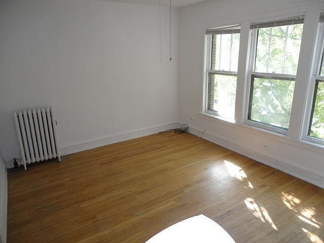 1st image of 520 W Cornelia Ave #512201