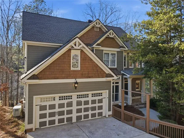 118 Broadwater Ct, Waleska, GA 30183