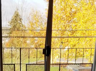 4332 3rd Ave NW #B, Seattle, WA 98107