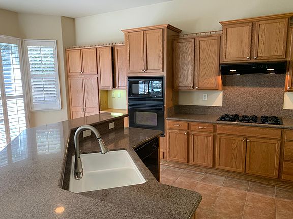 3rd image of 3840 Salters Ln