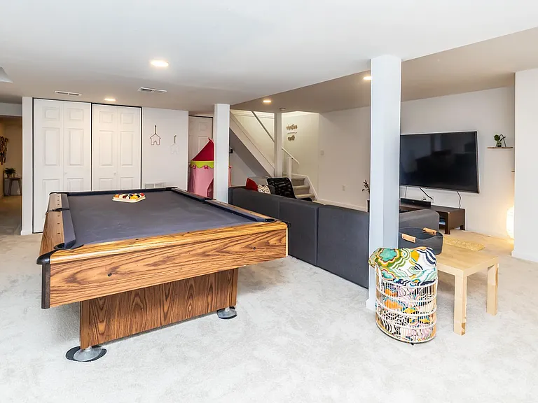 517 Summercroft Dr — Photo 43