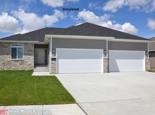 6111 Whitewater Ln, Lincoln, NE 68521
