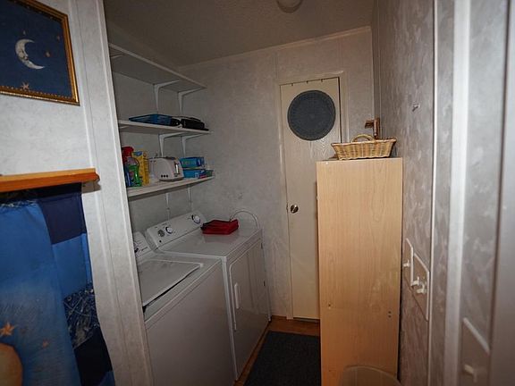 4th image of 50 Turquoise Ave #50