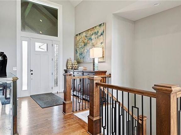 5th image of 17125 Parkhill St