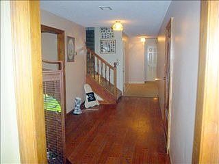 4th image of 8387 Grand Oak Dr