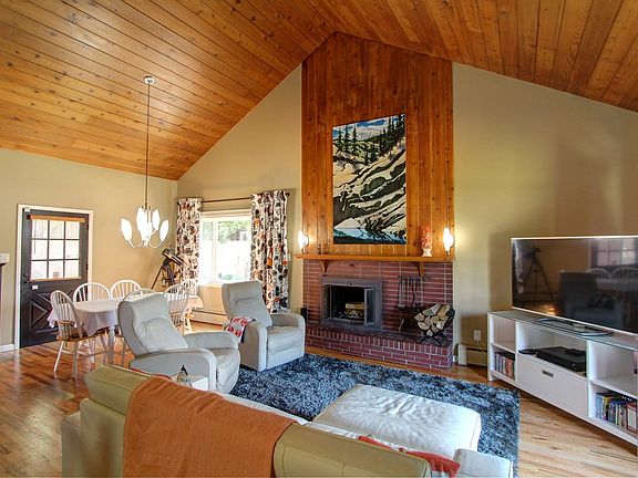 4th image of 11490 Benthaven Dr