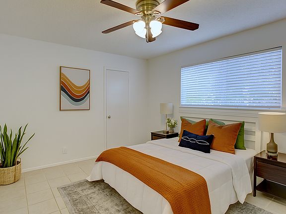 3rd image of 5808 Emerald Forest Dr #B