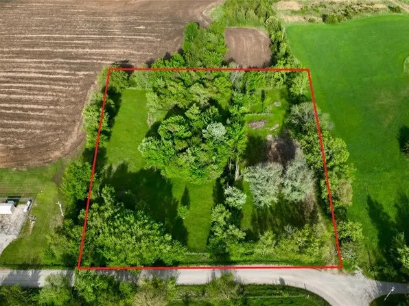 30810 235th St, Easton, KS 66020