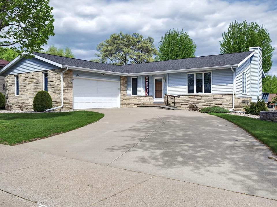 1st image of 1000 Oak AVENUE N N