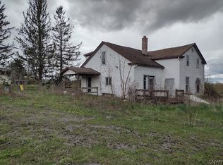 1033 Cobb St, Groton, NY 13073