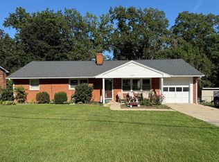1023 Cliftwood Cir, Clifton Forge, VA 24422