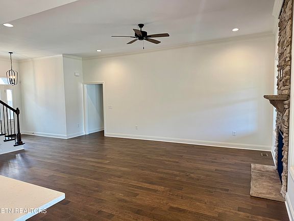 5th image of 12011 Avery Woods Ln