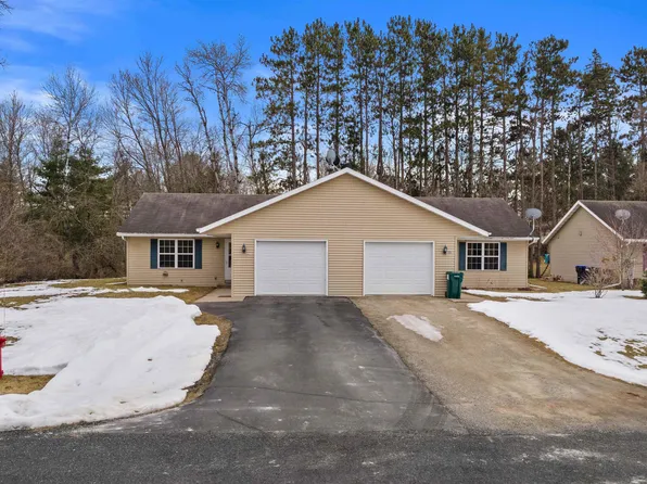 227 Center St, Wautoma, WI 54982
