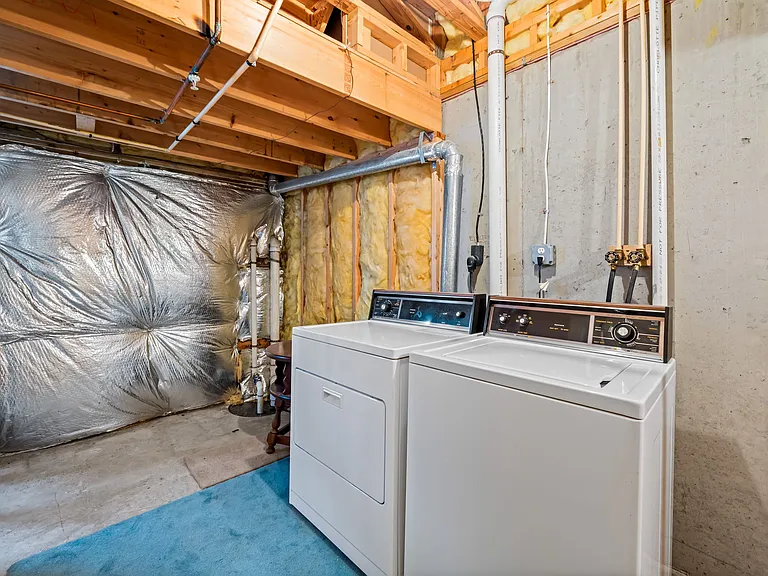 48 Winterberry Ct — Photo 33