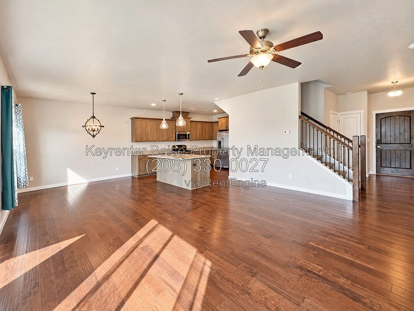 3 bed, 2.5 bath, 1627 sqft, $2,250 — Photo 2