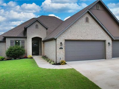 751 Tamarron Dr, Centerton, AR, 72719