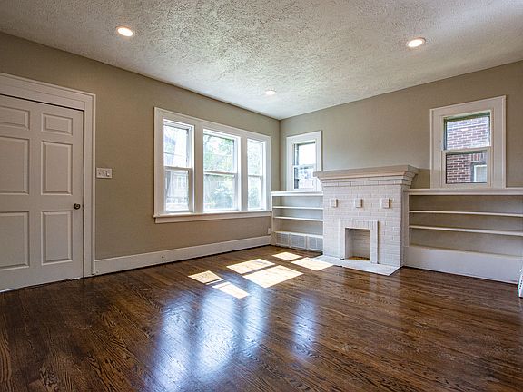 4th image of 110 N 38th St #110