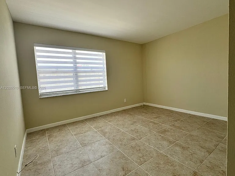 401 Golden Isles Dr #614 — Photo 30