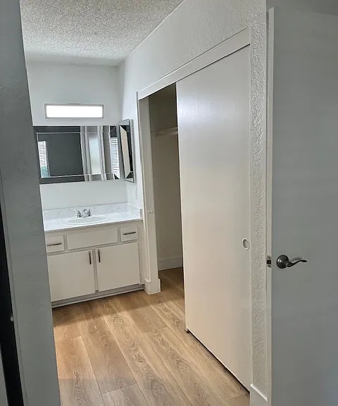 Stone Creek Apartments — Photo 7