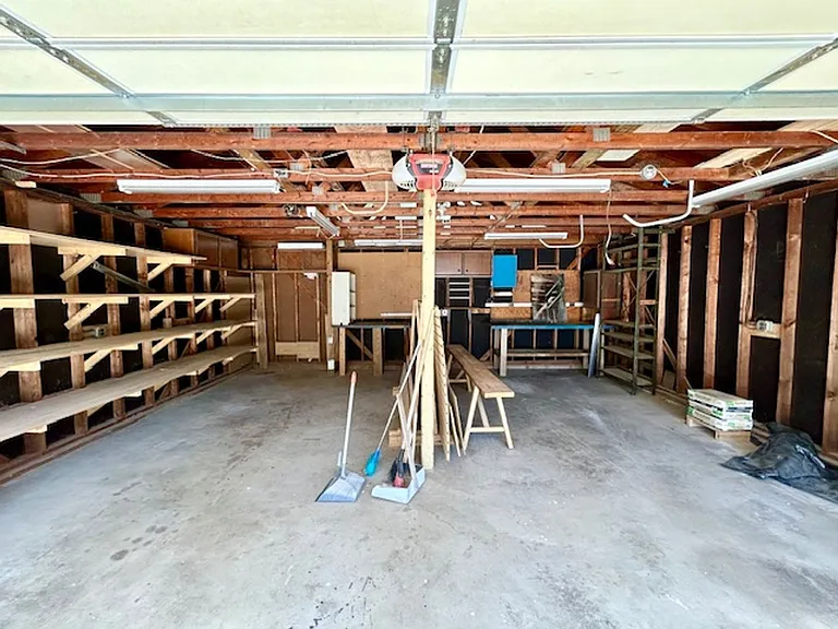 1010 Kennon Ct — Photo 37