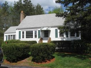 104 Oak St, Walpole, MA 02081