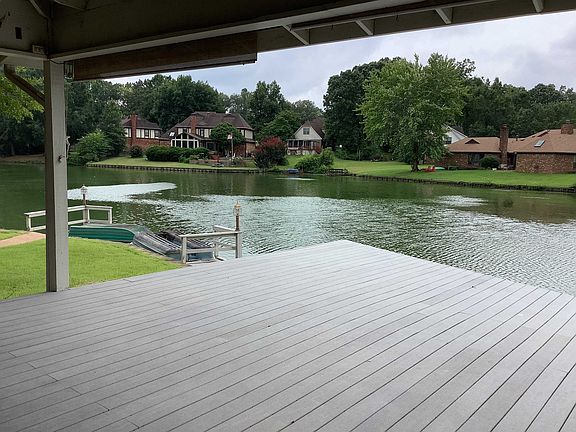 3rd image of 8775 Carrollwood Ln E