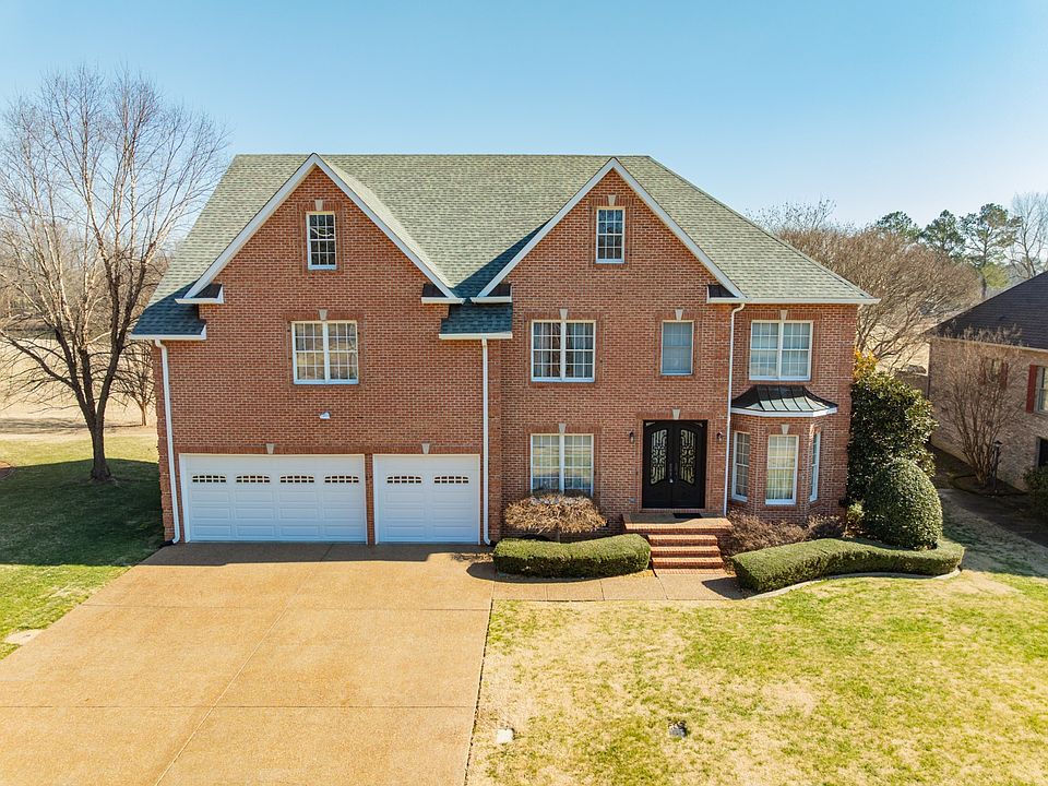 1st image of 114 Courtside Ln