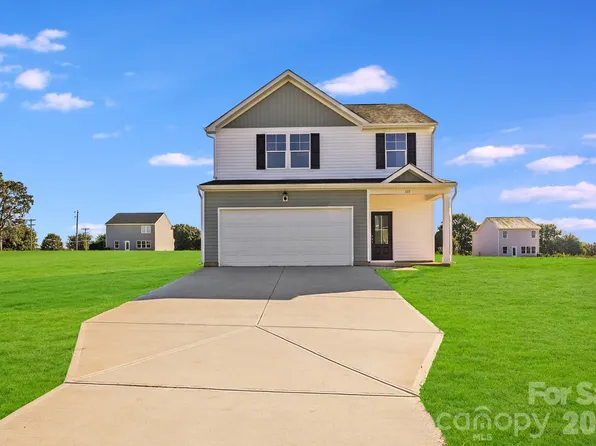 111 Red Cedar Ln, Statesville, NC 28625