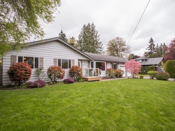 21672 46th Ave, Langley, BC V3A 3J4