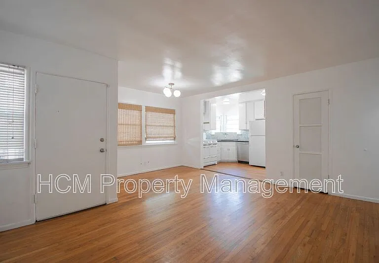 1781 1/2 Washington Way — Photo 3