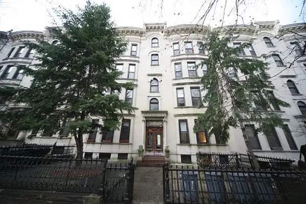 Rented by Metropolitan Realty | media 14