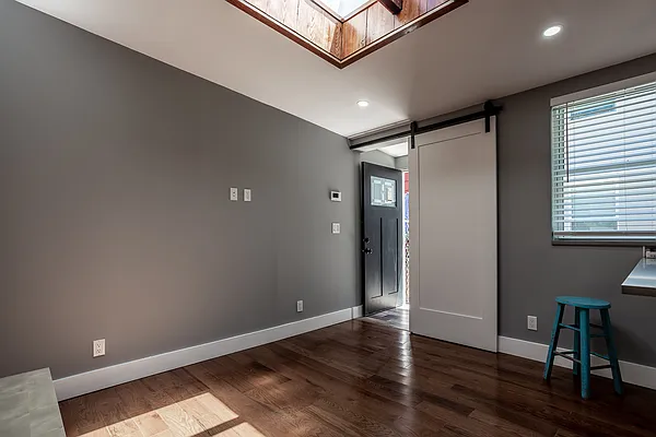 Rented by Compass | media 4