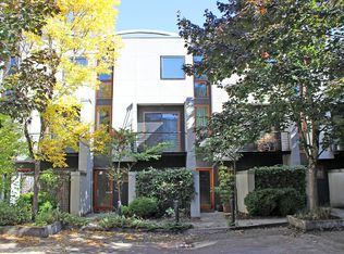 5922 NE Hoyt St, Portland, OR 97213