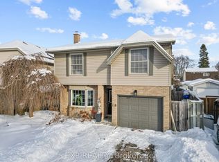 16 Edmunds Cres, London, ON N5Z 4J2