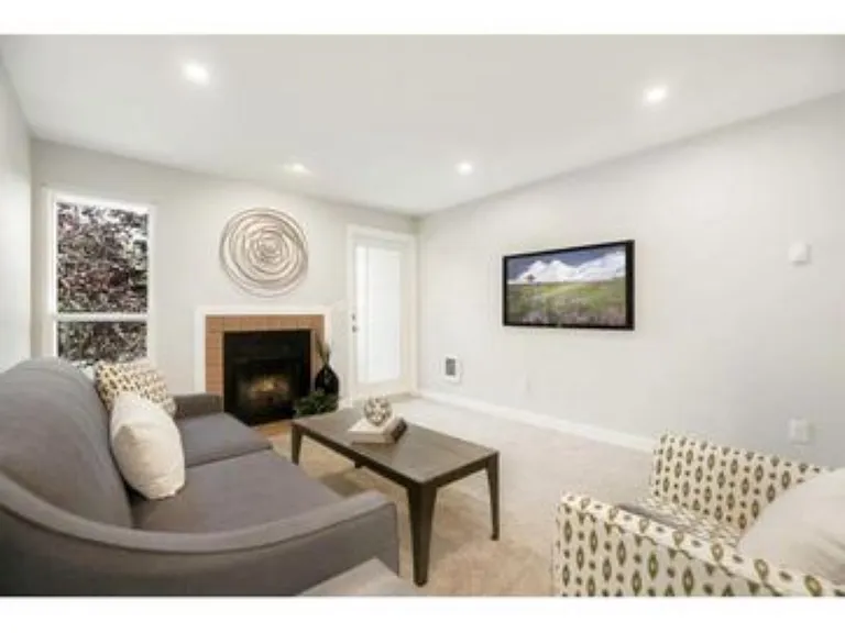 13717 Linden Ave N #205 — Photo 3
