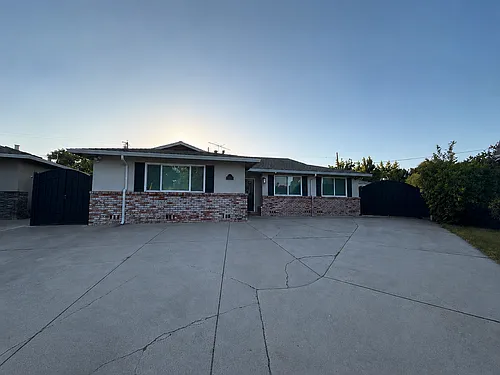 1185 Lerwick Ct Photo 1