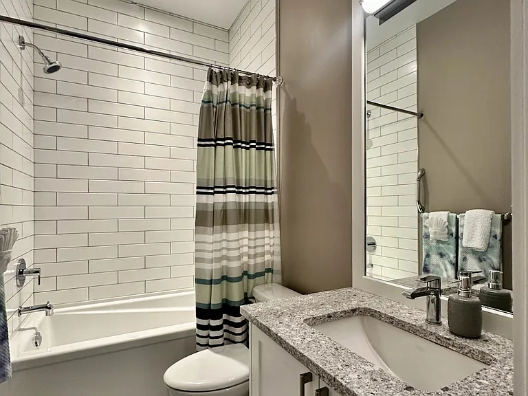 595 Pandora Ave #217 — Photo 8