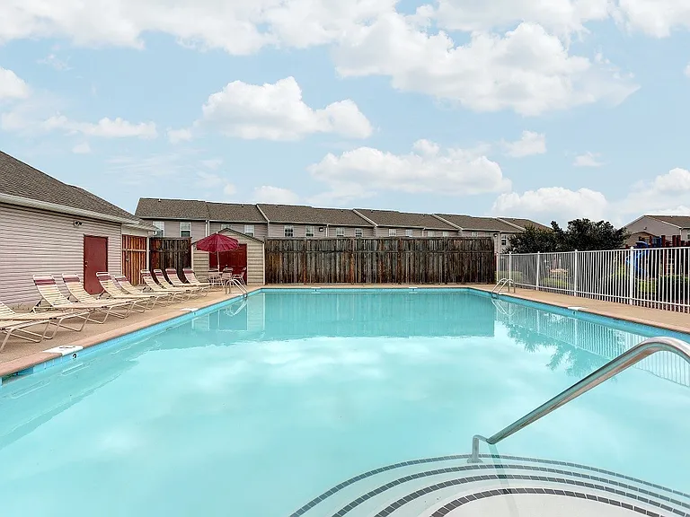 Rutherford Pointe Townhomes — Photo 2