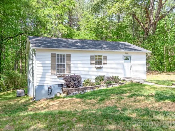 2723 Us Highway 70, Connelly Springs, NC 28612
